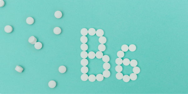 Vitamin B6: Dein essentieller Verbündeter gegen PMS